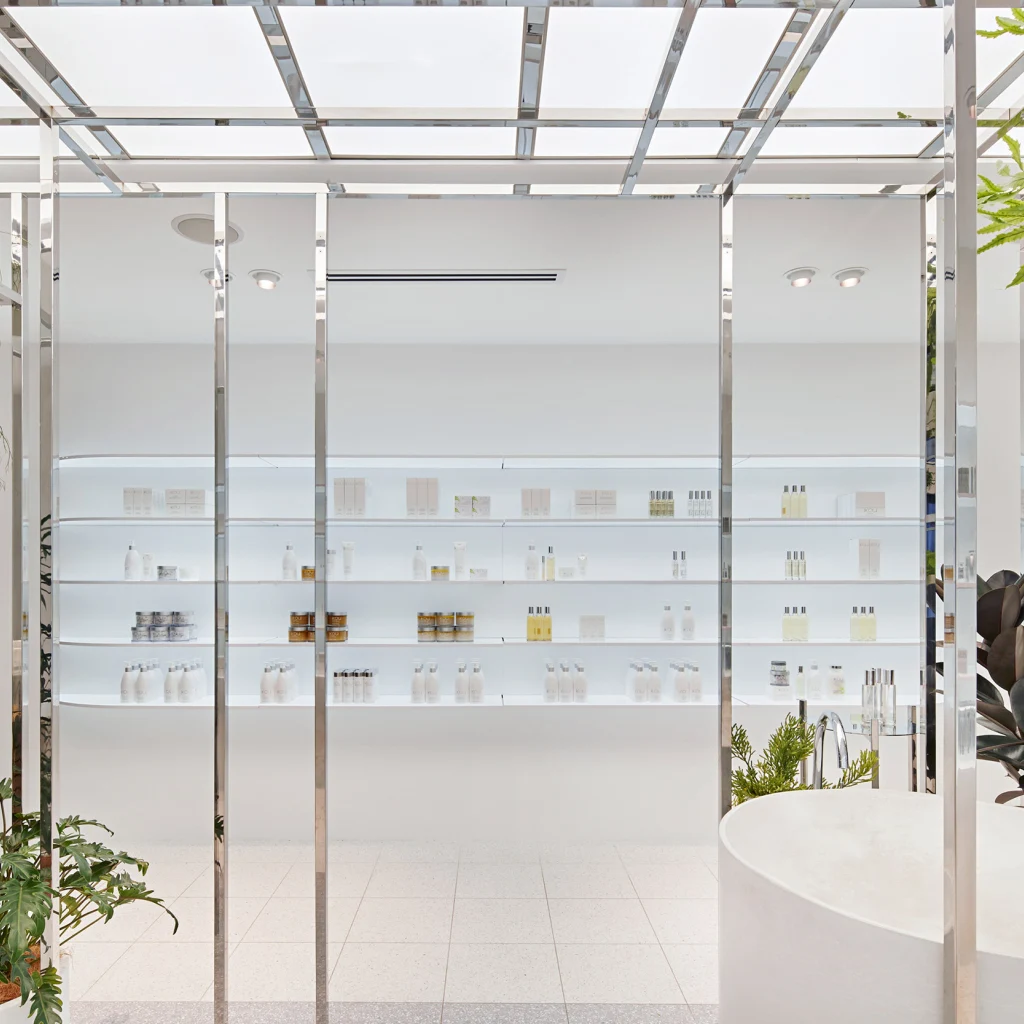 iKOU QVB